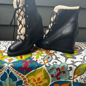 Women's Black Wedge Boots